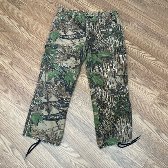 Walls Realtree Camouflage Pants Cargo Pockets Men Size L Waist 38-40 USA Made - Picture 1 of 16
